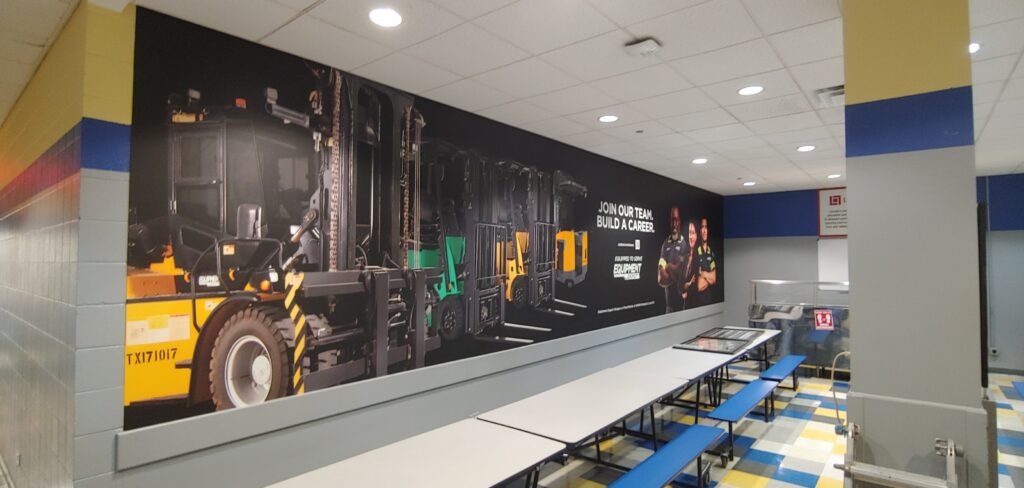 Wall graphic large format college